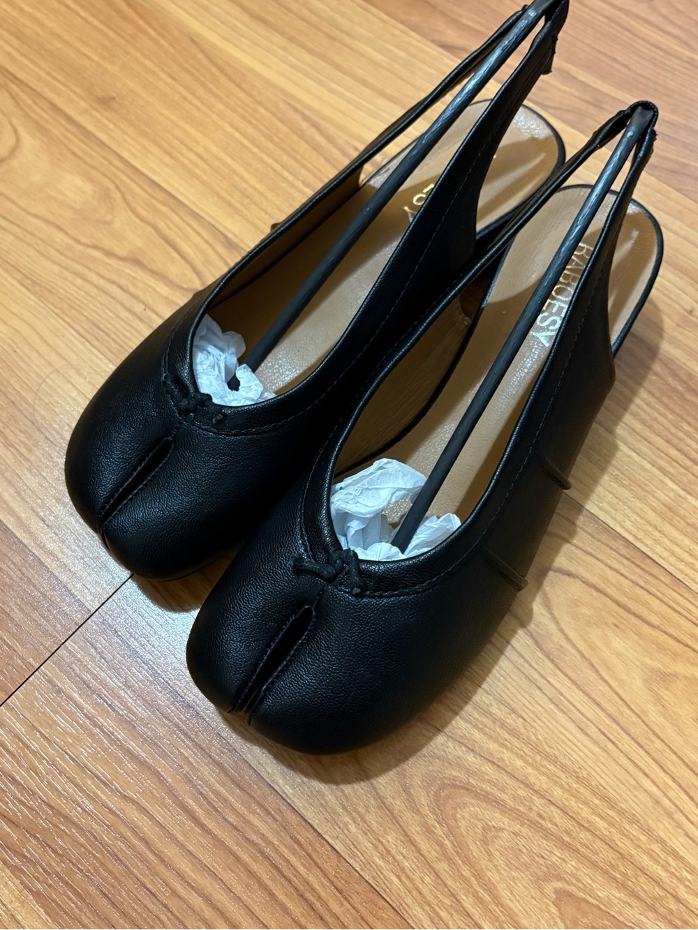 Wrinkle Tabi Sandal Pump